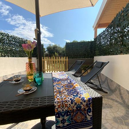 “Bedda Mattri” Dimora Siciliana Apartment Avola Bagian luar foto