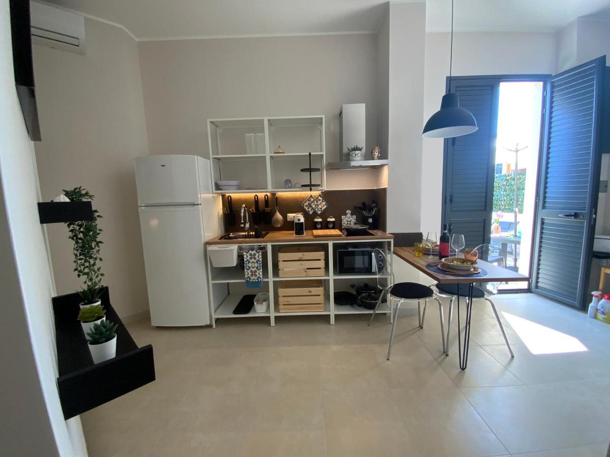 “Bedda Mattri” Dimora Siciliana Apartment Avola Bagian luar foto