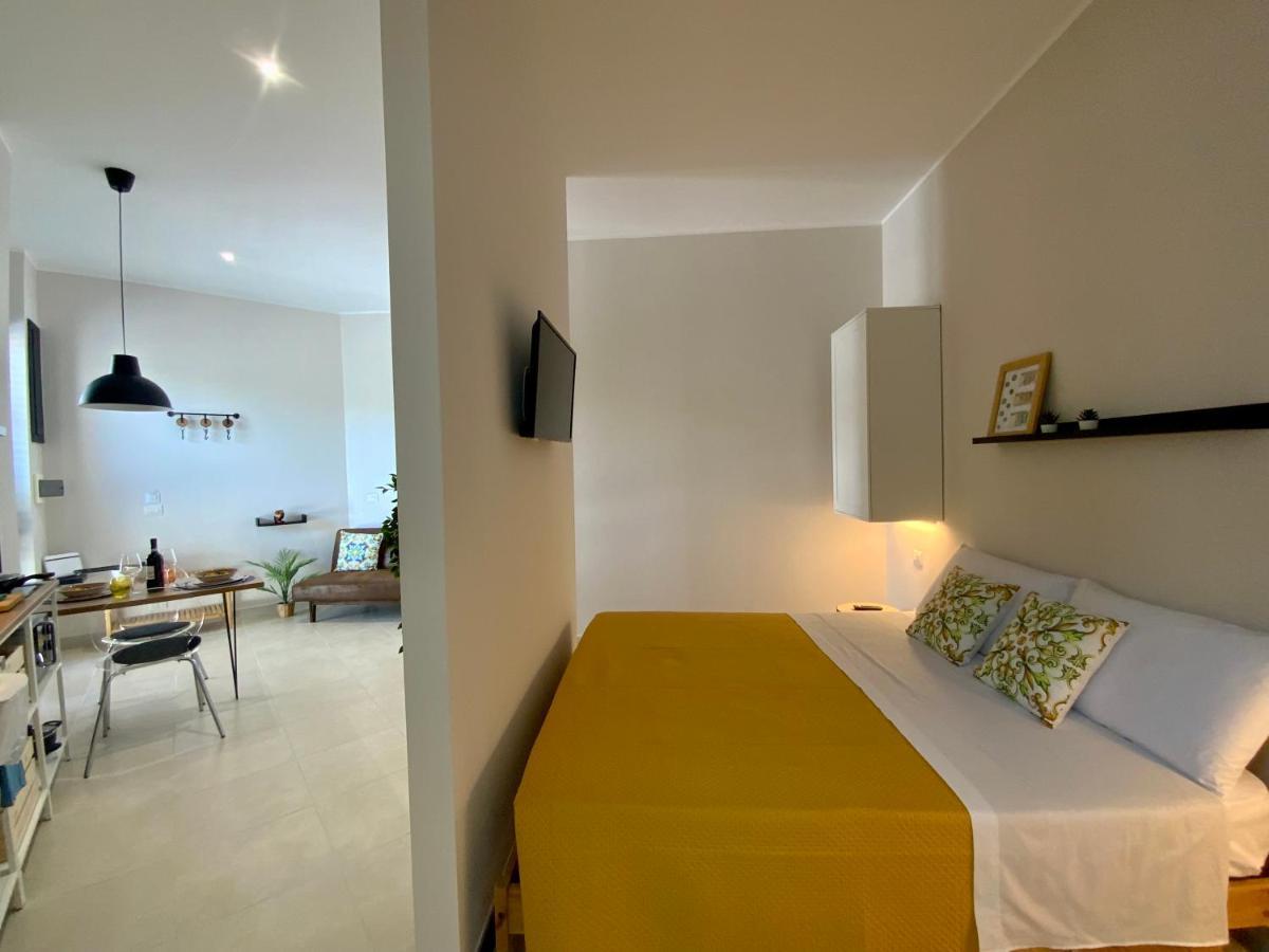 “Bedda Mattri” Dimora Siciliana Apartment Avola Bagian luar foto